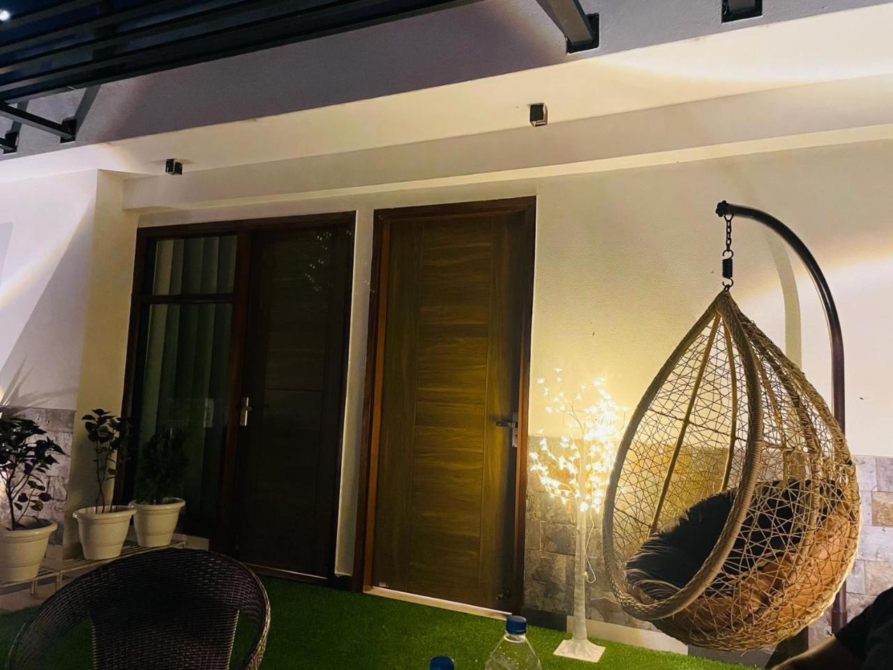 Wildflower 2bedroom Boho Penthouse * New Delhi